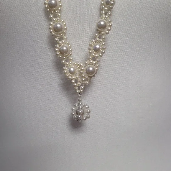 Elegant Handmade Pearl Necklace‎ 34" - Picture 2 of 2